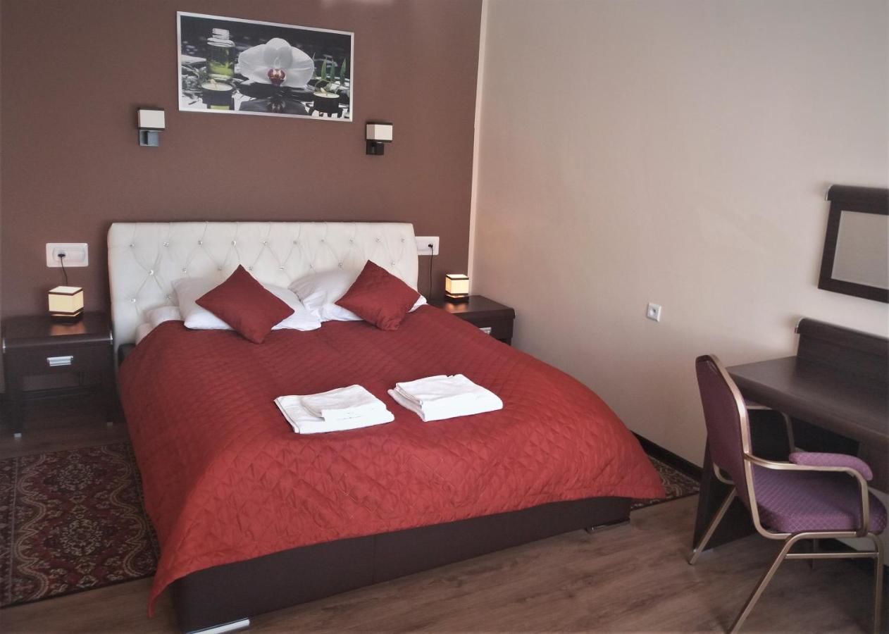 Отели типа «постель и завтрак» Hotel Skarpa Сейны-12