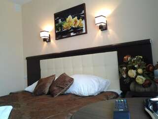 Отели типа «постель и завтрак» Hotel Skarpa Сейны Двухместный номер Делюкс с 1 кроватью или 2 отдельными кроватями-1